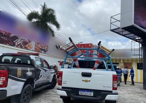 Comércio de doces é alvo de operação policial por furto de energia em Manaus 