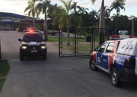 Funcionários encontram homem assassinado em terreno da Pemaza em Manaus