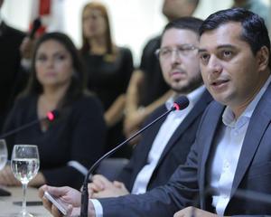Governo do Amazonas: quanto pior melhor?