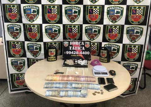 Homem é preso com drogas e dinheiro em Manaus