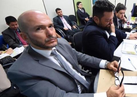 Sotero acumula quase meio milhão de salário em dois anos preso e segue recebendo