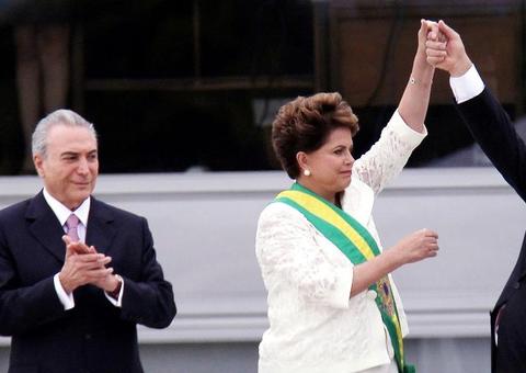 Dilma comemora indicação de documentário e diz que 'verdade não está enterrada'