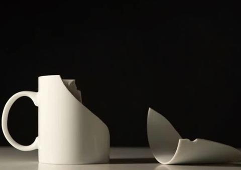 Nora mata sogra dando superdosagem de remédio dentro de café