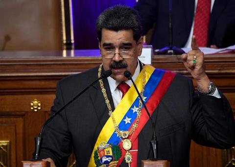 Maduro diz estar pronto para 'arrebentar os dentes' de Brasil e Colômbia