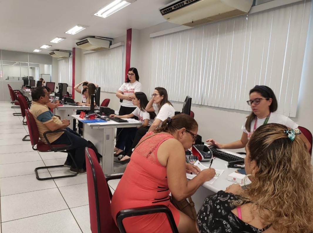 Agências antecipam horário de atendimento para beneficiários da Amazonprev