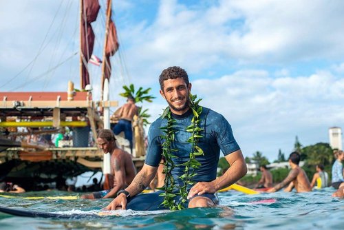 Amigo de Neymar, surfista que resgatou Pedro Scooby de acidente pode estar no BBB 20 