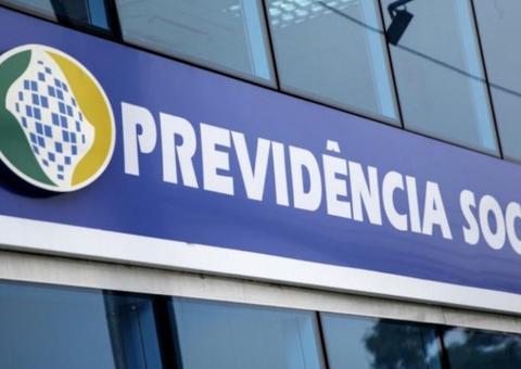 Contratação de militares para INSS gera críticas entre servidores, que ameaçam ir à Justiça