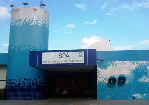 Jovem morre ao ser baleado na cabeça por pistoleiro misterioso em Manaus