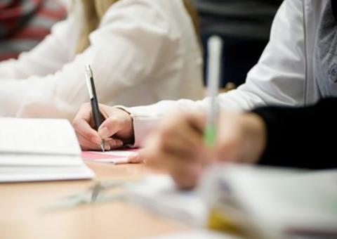 Com mais de 200 vagas, processos seletivos são lançados no Amazonas 