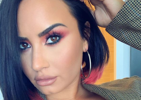 Demi Lovato vai cantar o hino nacional americano na final do Super Bowl em Miami