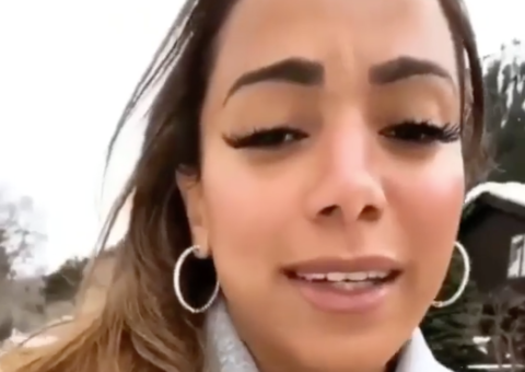 Anitta reclama de montagens com ex-namorados: ‘Se acharem que eu morri, tá ótimo'