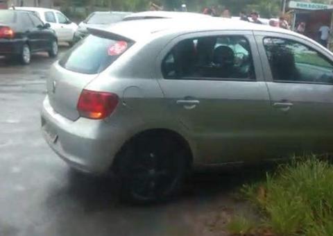 Motorista de app em Manaus atende corrida de mulher e é sequestrado por trio