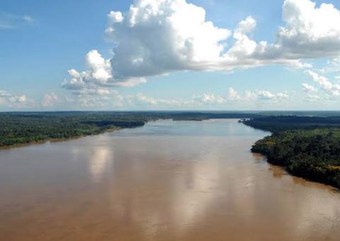 Com chuvas abaixo do normal, nível dos rios Acre e Madeira diminui 