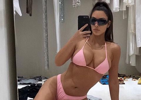 Kim Kardashian é acusada de imitar Pabllo Vittar