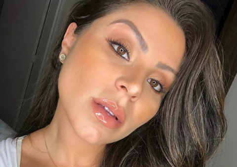 Andressa Ferreira, esposa de Thammy Miranda mostra corpo 9 dias após parto 