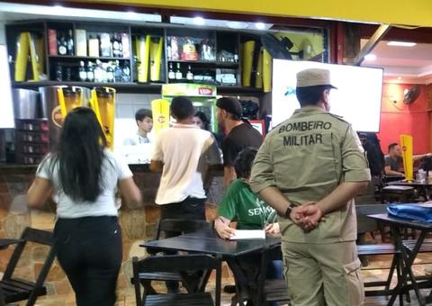 Bares são lacrados em operação noturna de combate à poluição sonora em Manaus