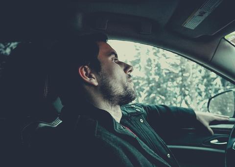 Passageiro poderá receber indenização por corridas canceladas em apps 