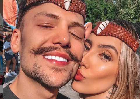 Após rumores de traição, Gabi Brandt e Saulo Pôncio completam 1 ano de casados