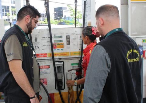 Postos de gasolina são autuados por valor abusivo em Manaus