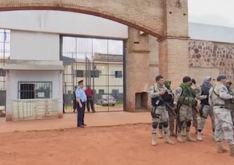 Presos do PCC podem ter fugido de penitenciaria paraguaia pela porta da frente