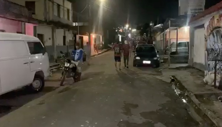 Homem é baleado ao lado de irmão e morre em hospital de Manaus