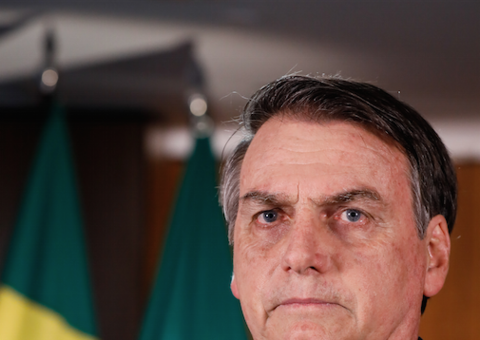 Nas redes sociais, Bolsonaro ironiza dados sobre ataques à imprensa