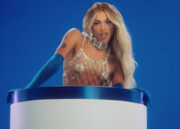 Pabllo Vittar se revolta após ter clipe censurado pelo Youtube: 'Não vai ficar assim'