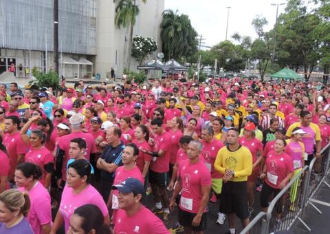 Corrida da Mulher Amazônica pretende arrecadar uma tonelada de leite em Manaus