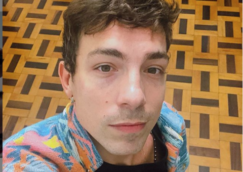 Di Ferrero aparece com nova tatuagem e choca seguidores: 'Não acredito'