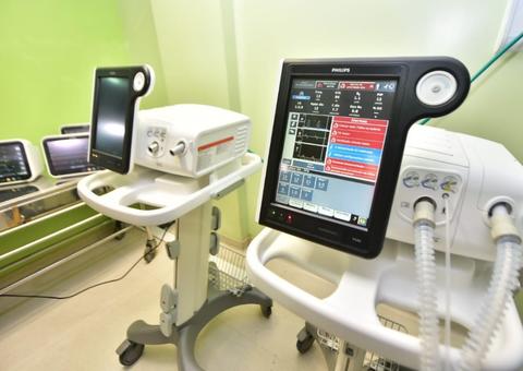 Hospital em Manaus recebe novos equipamentos para UTI e centro cirúrgico
