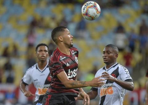 Em jogo disputado Flamengo vence vasco por 1 a 0