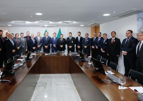 Secretário de segurança do Amazonas pede mais verbas para setor em reunião com Bolsonaro