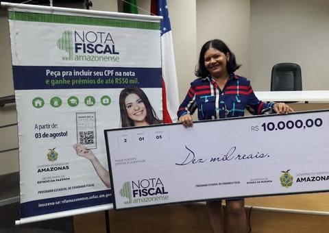 Em Manaus, Sefaz entrega cheques para ganhadores do Nota Fiscal Amazonense