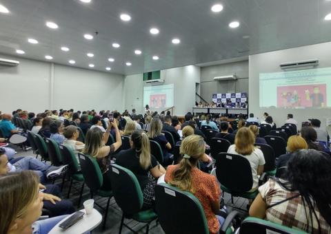 Servidores em Manaus e no interior vão receber auxílio-alimentação, diz governo