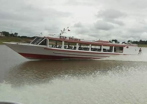 Vídeo: 'Piratas’ roubam lancha e levam proprietário como refém em rio no Amazonas