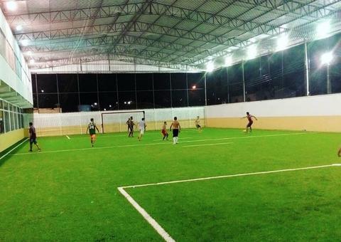 Jornalistas e policiais se enfrentam em jogo beneficente em Manaus