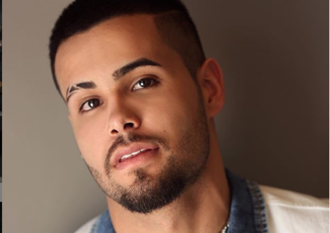 Modelo anuncia fim do namoro com Jerry Smith e desabafa: 'Ser fiel não é o suficiente'