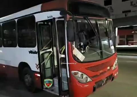 Em 'noite de terror', três ônibus são assaltados por homens armados em Manaus