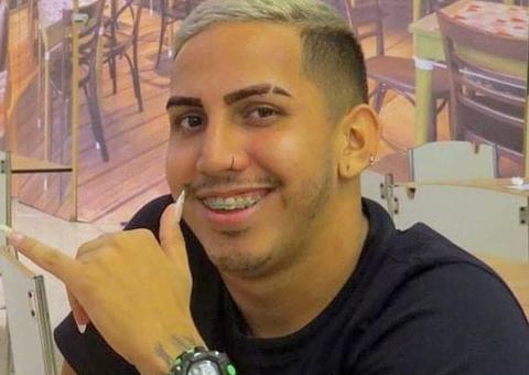 Adolescente suspeito de matar digital influencer é apreendido; os dois se conheceram pela internet