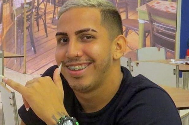 Adolescente suspeito de matar digital influencer é apreendido; os dois se conheceram pela internet