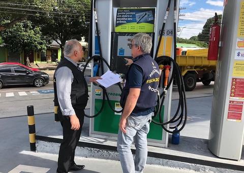 Gasolina mais em conta é vendida a R$ 4,37 na zona Leste de Manaus 