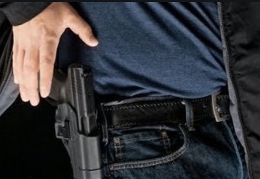 Homem é baleado ao tentar assaltar policial civil em Manaus