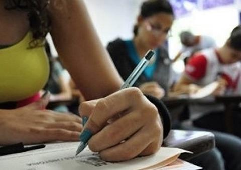MPF pede à Justiça suspensão do Sisu, Fies e Prouni por erros no Enem