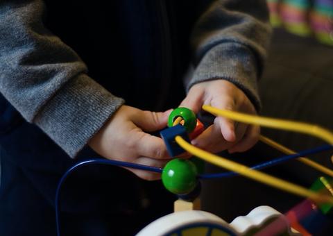 Conheça a Terapia Ocupacional que auxilia crianças com atraso no desenvolvimento