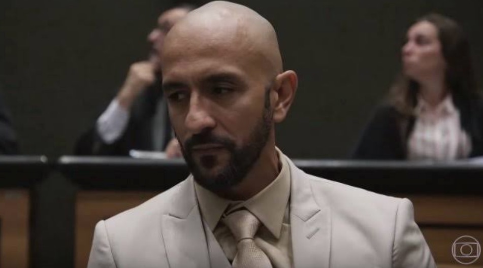 Vilão de 'Amor de Mãe', Irandhir Santos é casado com professor universitário