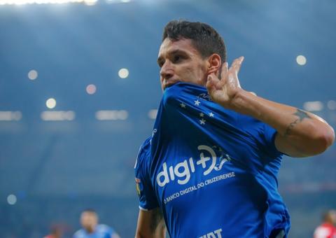 Grêmio oficializa a contratação de meia Thiago Neves por um ano