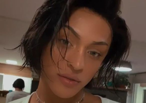 Pabllo Vittar surge nua em foto no banheiro: ‘Obra de arte' 