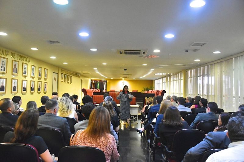 PGJ reúne procuradores para debater mudanças da Lei Anticrime em Manaus