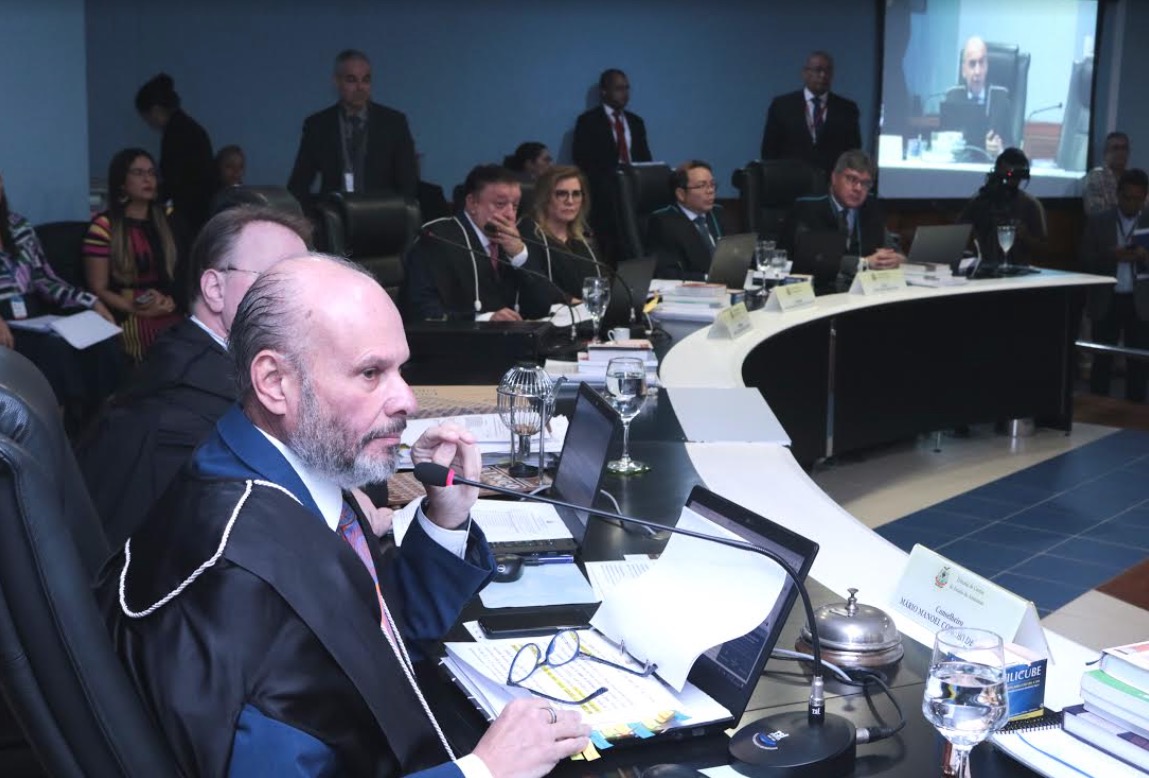 Definidos conselheiros que vão julgar contas de 2020 de Wilson Lima e Arthur Neto