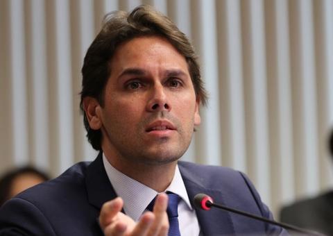 Governo Bolsonaro anuncia demissão do presidente do INSS